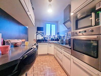 Appartement - 85 m² - 5 pièces