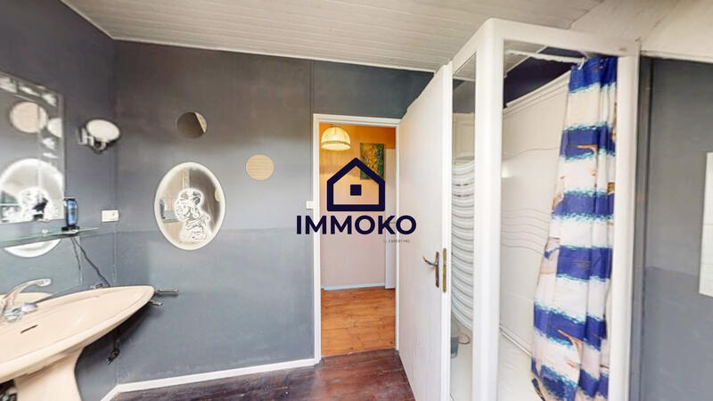 Maison - 182 m² - 7 pièces