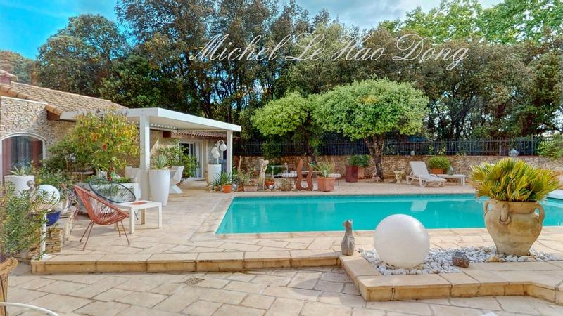 Maison - 166 m² - 5 pièces