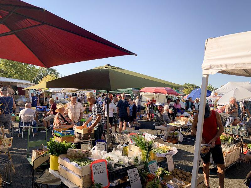 Marché hebdomadaire