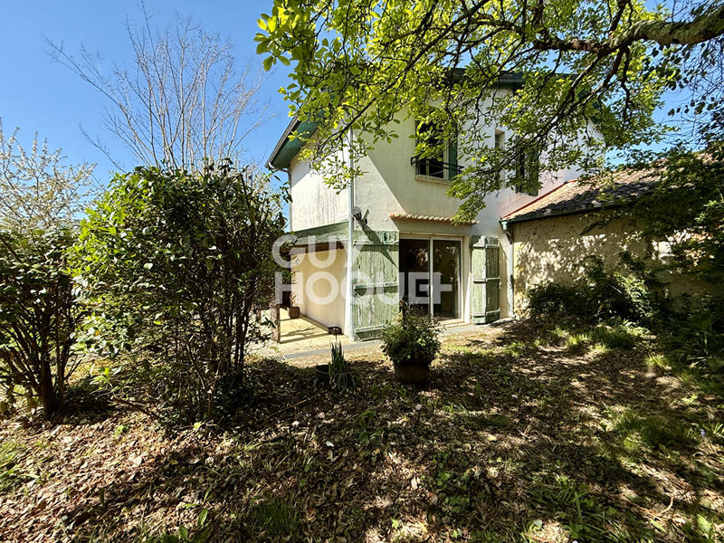 Maison - 120 m² - 8 pièces