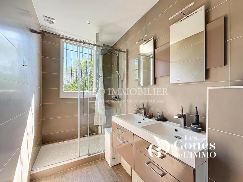 Maison - 175 m² - 6 pièces