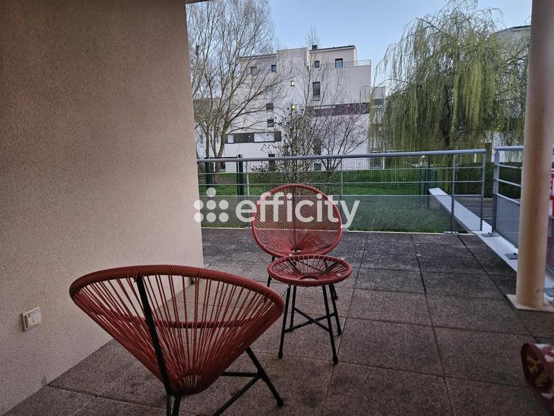 Appartement - 90 m² - 4 pièces