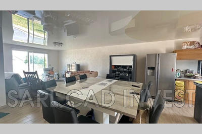 Maison - 130 m² - 5 pièces