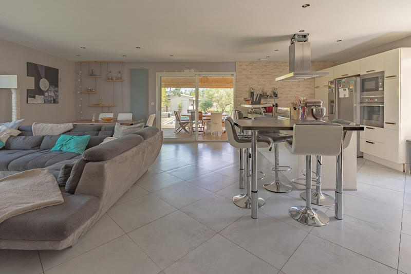 Maison - 112 m² - 5 pièces