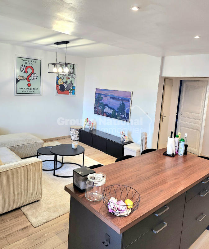 Appartement - 65 m² - 3 pièces