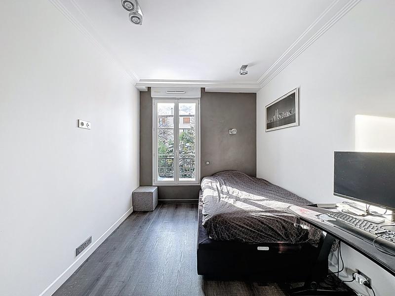 Maison contemporaine - 133 m² - 7 pièces