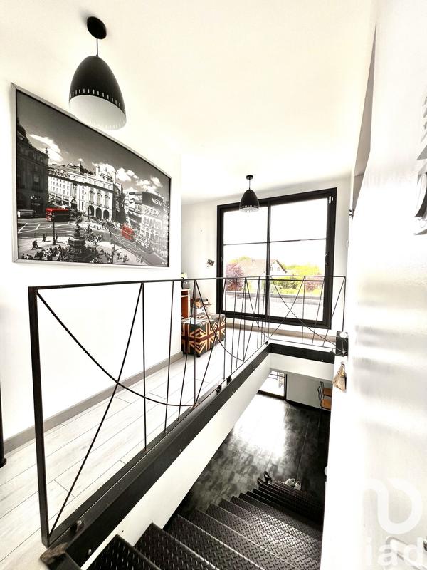 Maison - 165 m² - 6 pièces