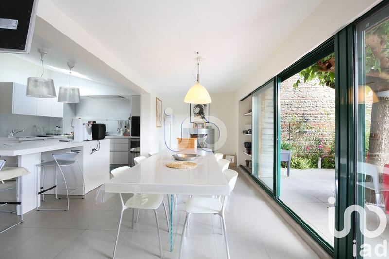 Maison de maîtres - 210 m² - 6 pièces