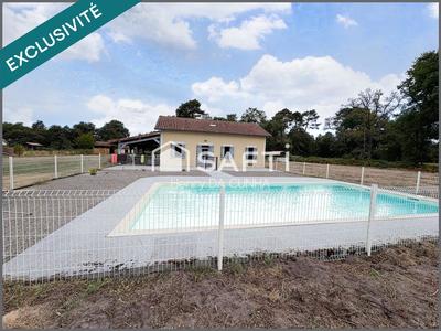 Maison - 180 m² - 8 pièces