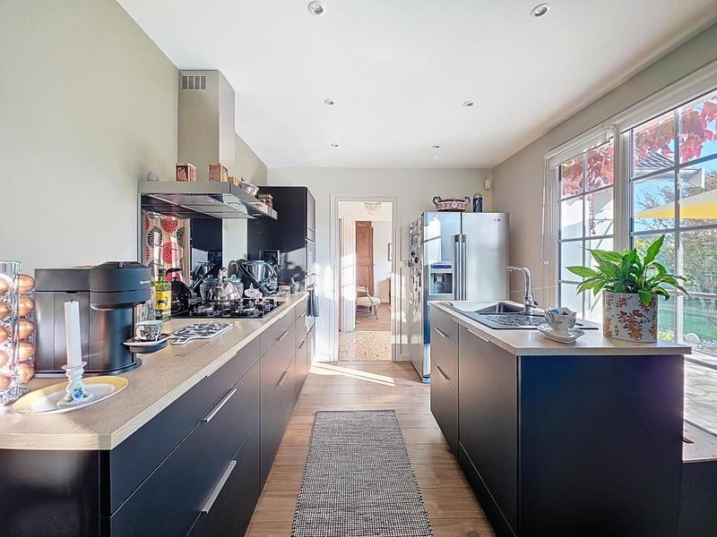 Maison - 164 m² - 5 pièces