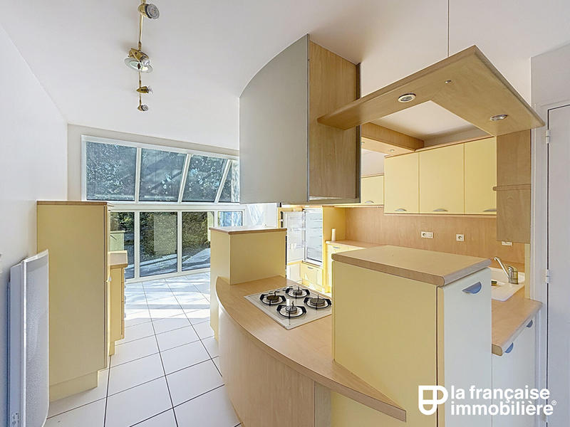 Maison - 145 m² - 7 pièces