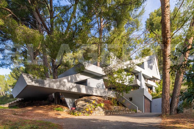 Maison d'architecte - 156 m² - 6 pièces