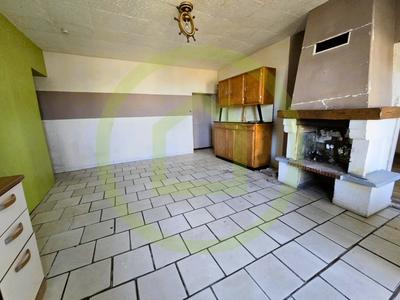 Maison - 80 m² - 4 pièces