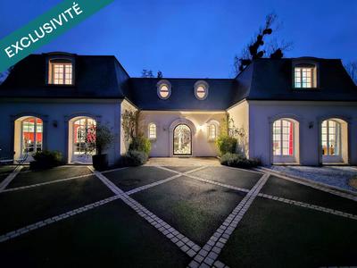 Maison de maîtres - 380 m² - 8 pièces