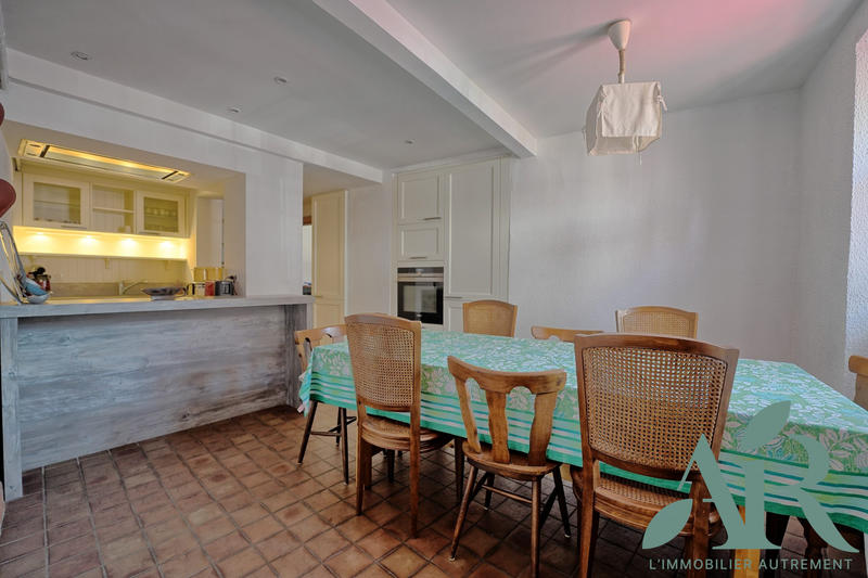 Maison traditionnelle - 143 m² - 5 pièces