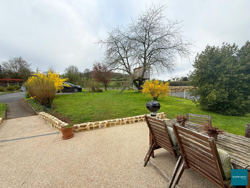 Maison - 100 m² - 4 pièces