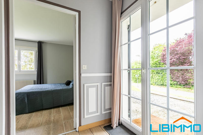 Maison - 257 m² - 8 pièces
