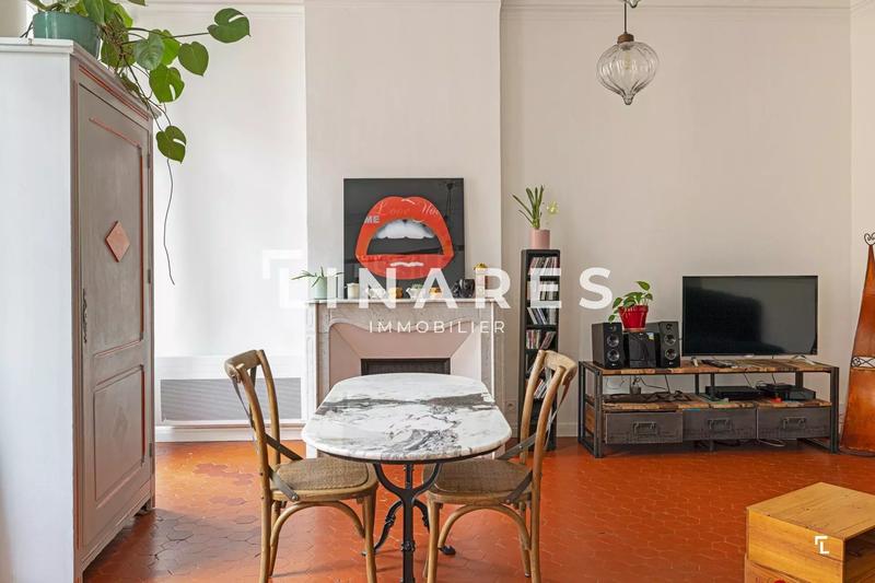 Appartement - 60 m² - 2 pièces