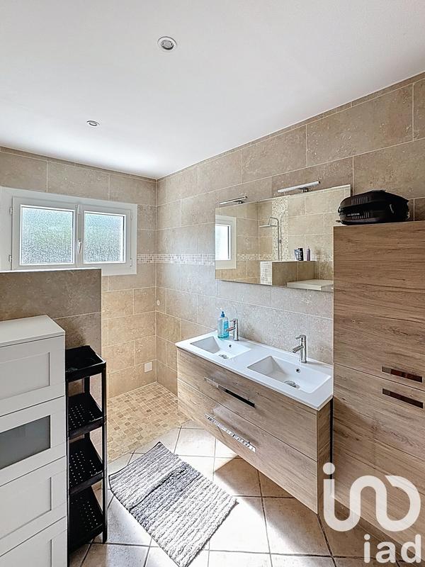 Maison - 186 m² - 6 pièces