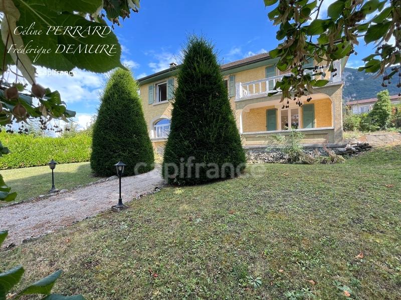 Maison - 172 m² - 6 pièces