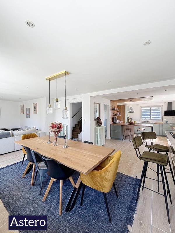 Maison de ville - 200 m² - 6 pièces