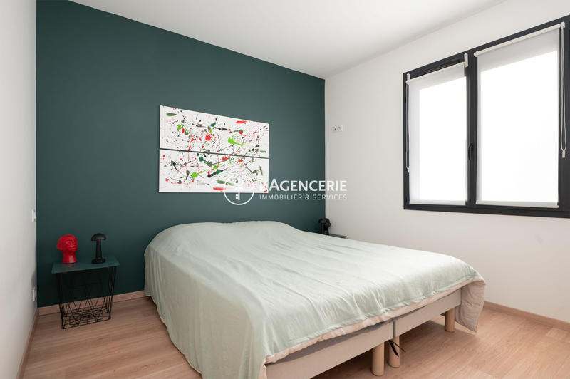 Maison - 184 m² - 6 pièces