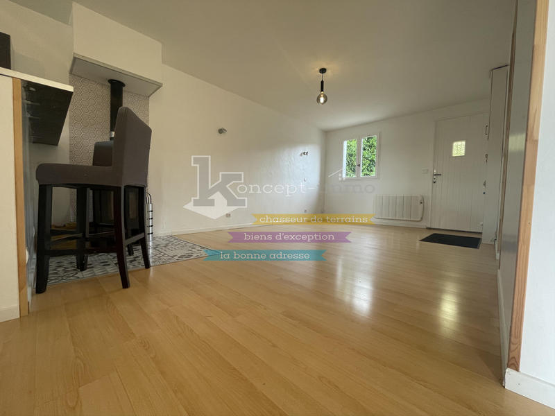 Maison - 80 m² - 5 pièces