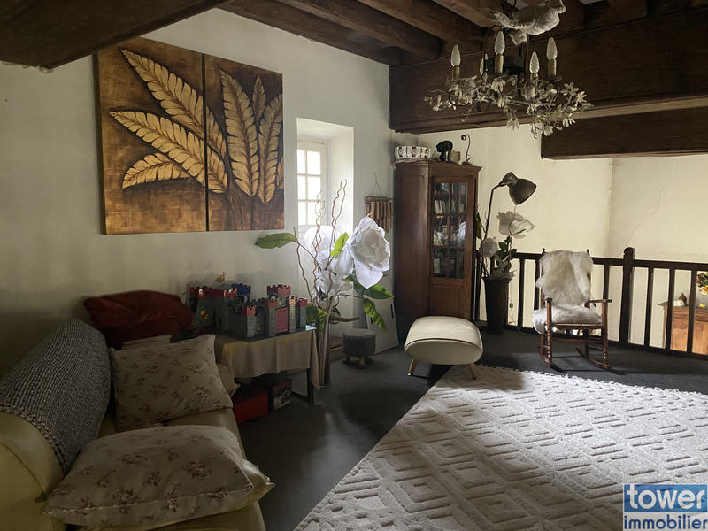 Propriété - 388 m² - 12 pièces