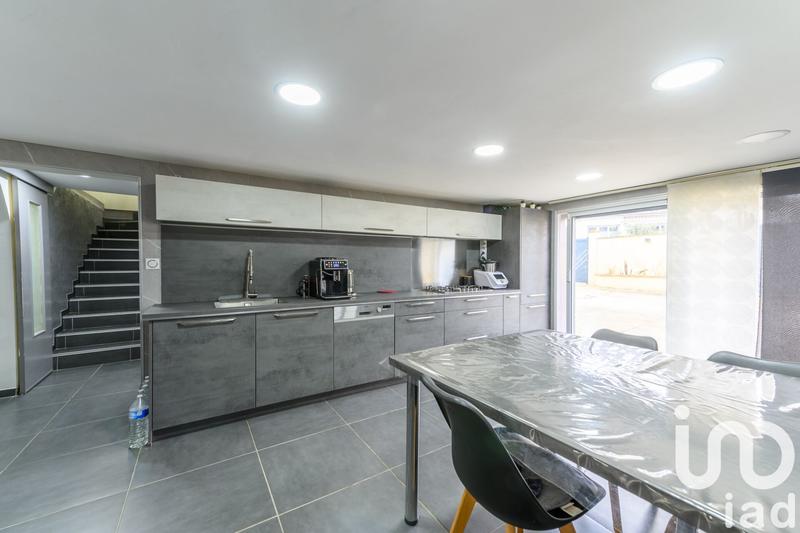 Maison - 172 m² - 8 pièces