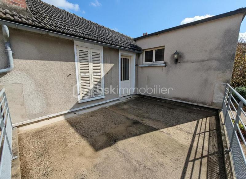 Maison traditionnelle - 141 m² - 5 pièces