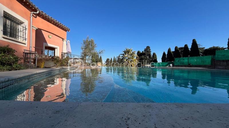 Villa - 195 m² - 5 pièces