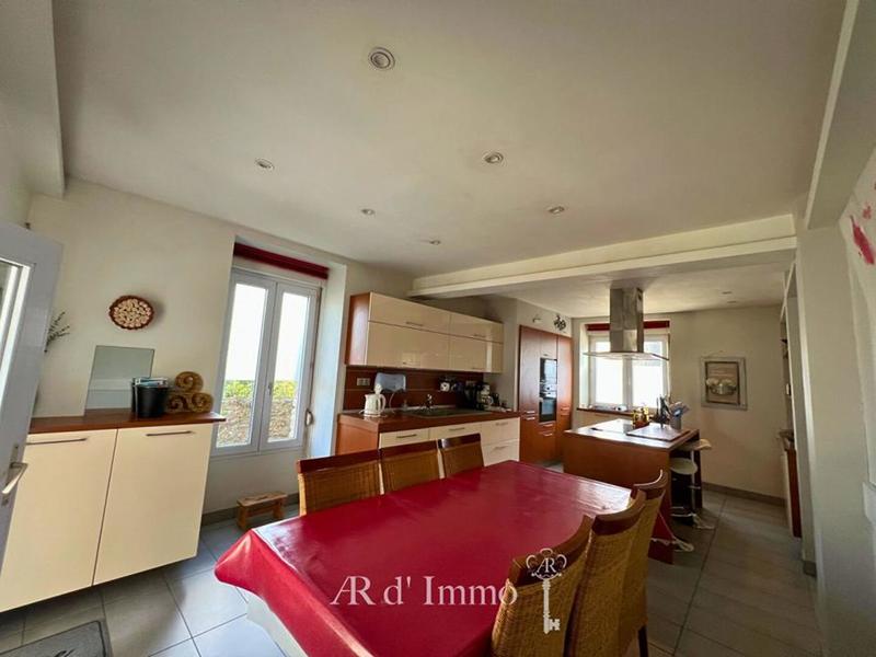 Maison bourgeoise - 165 m² - 8 pièces