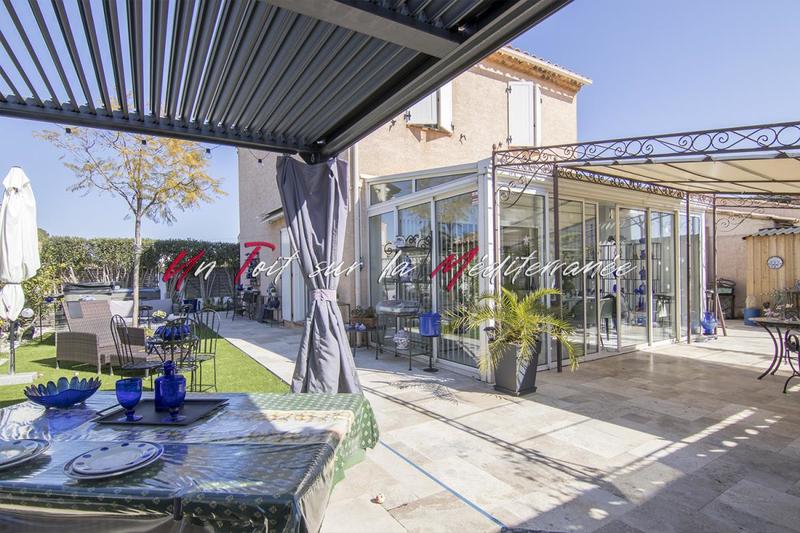 Maison - 113 m² - 6 pièces