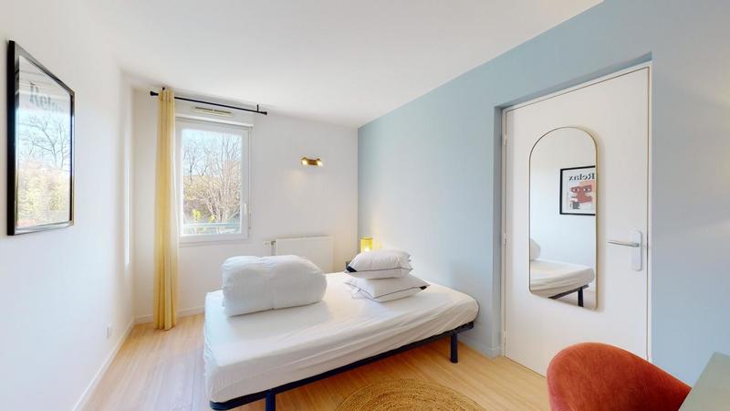 Appartement - 83 m² - 5 pièces