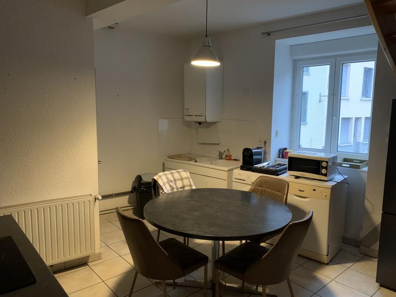 Appartement - 60 m² - 4 pièces