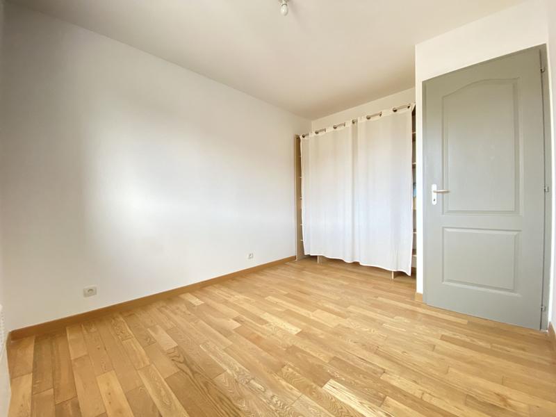 Maison traditionnelle - 80 m² - 5 pièces