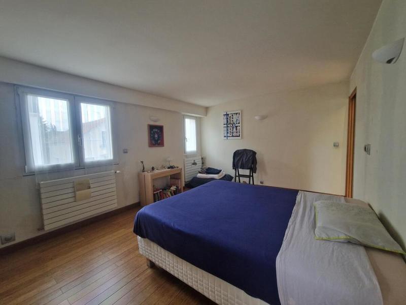 Maison - 121 m² - 6 pièces