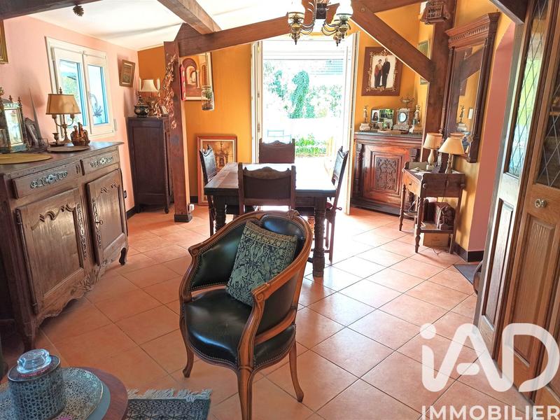 Maison - 190 m² - 8 pièces
