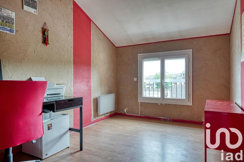 Maison - 93 m² - 5 pièces