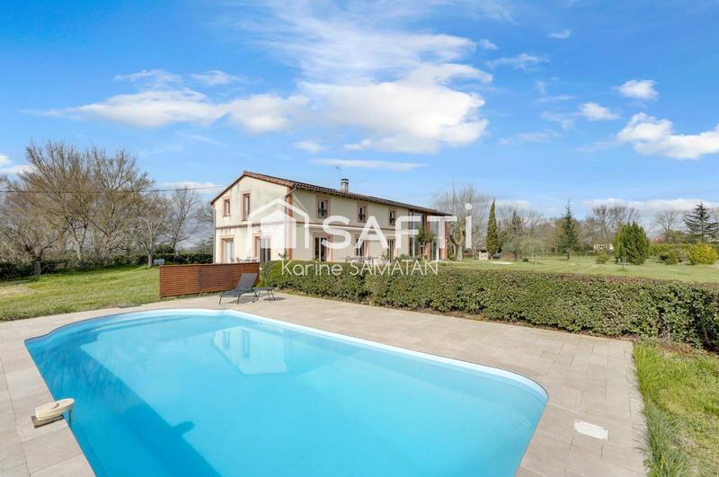 Maison - 206 m² - 8 pièces