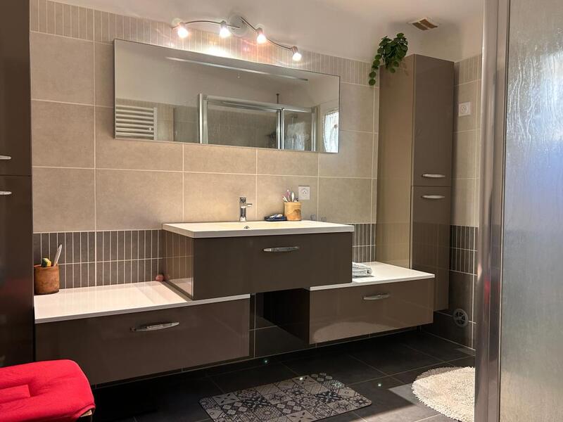 Maison - 455 m² - 19 pièces