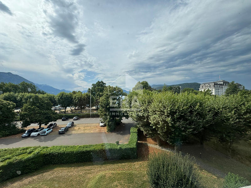 Appartement - 112 m² - 3 pièces