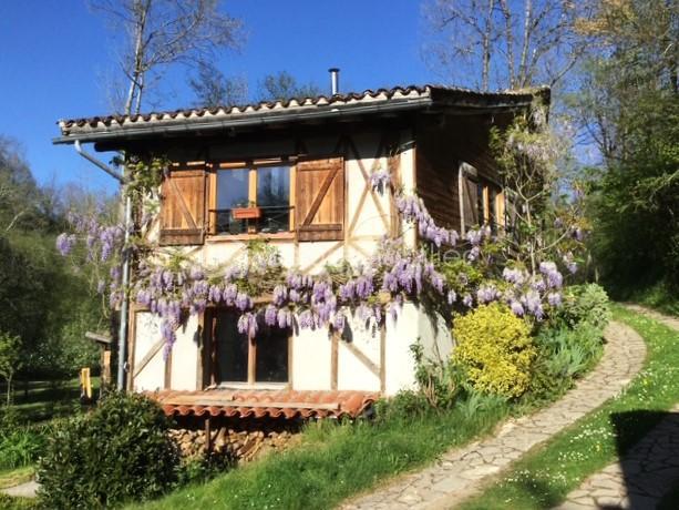 Demeure - 303 m² - 15 pièces