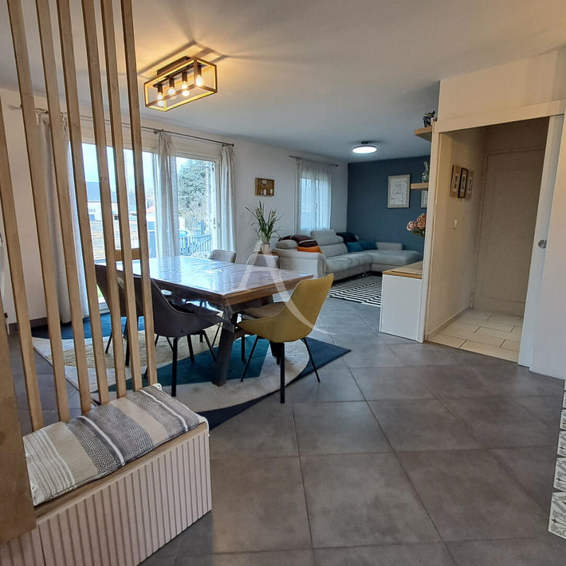 Maison - 96 m² - 4 pièces