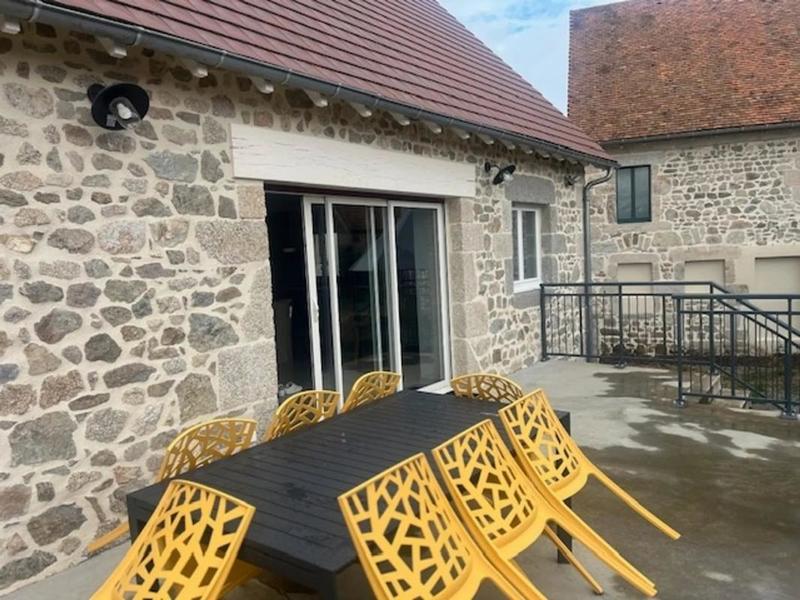 Maison - 240 m² - 4 pièces