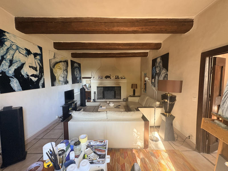 Maison - 320 m² - 8 pièces