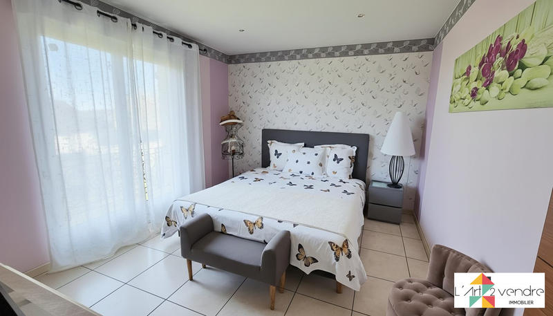 Maison contemporaine - 196 m² - 5 pièces