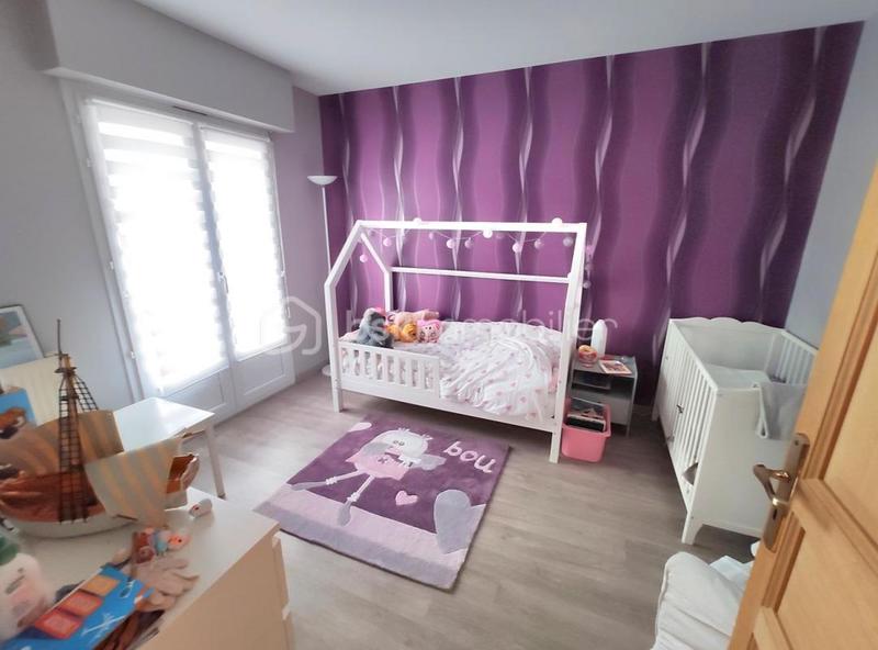 Pavillon - 162 m² - 9 pièces