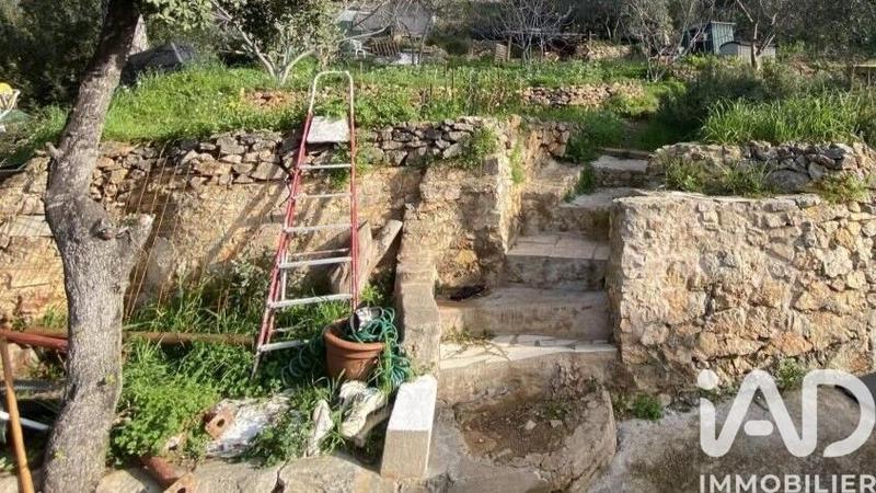 Maison - 328 m² - 16 pièces